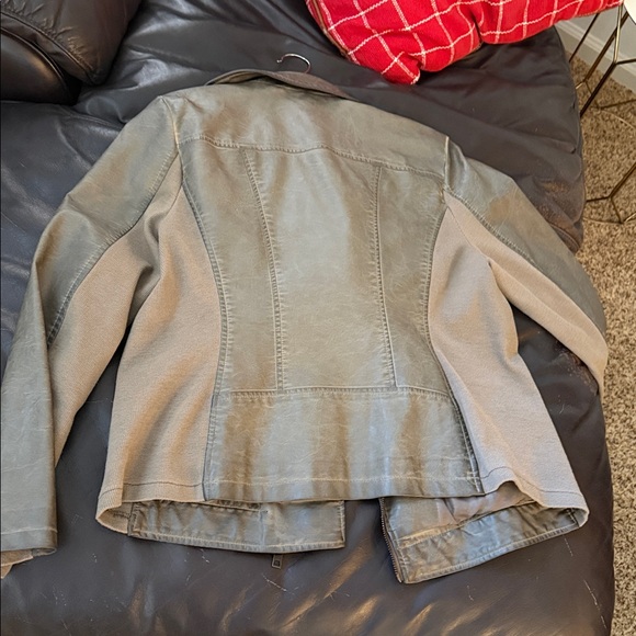 Selby Collection Jacket - Picture 3 of 6